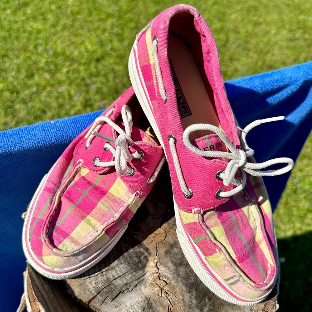 Sperry Biscayne Pink Plaid and Silver Stripe Boat Shoe, Size 6